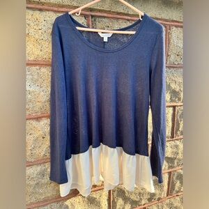 Charming Charlie large blouse women navy/white long sleeve